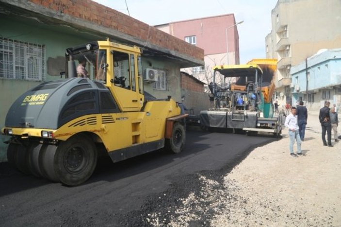 Silopi’de asfalt çalışmaları devam ediyor