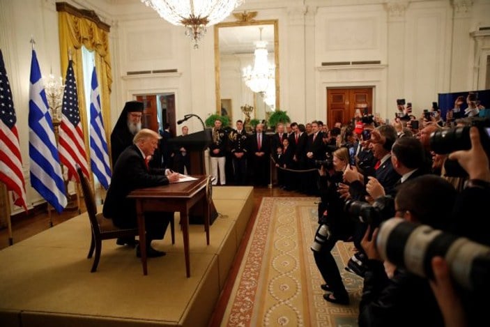 Trump Yunanistan'ın Osmanlı'dan ayrılmasını tebrik etti