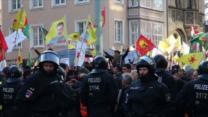 Almanya'da PKK'lılar devlet televizyonuna saldırdı