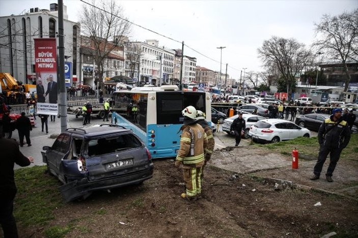 Beyazıt'ta otobüs kazası