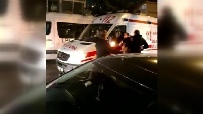Bakırköy’de ambulans şoförüne darp