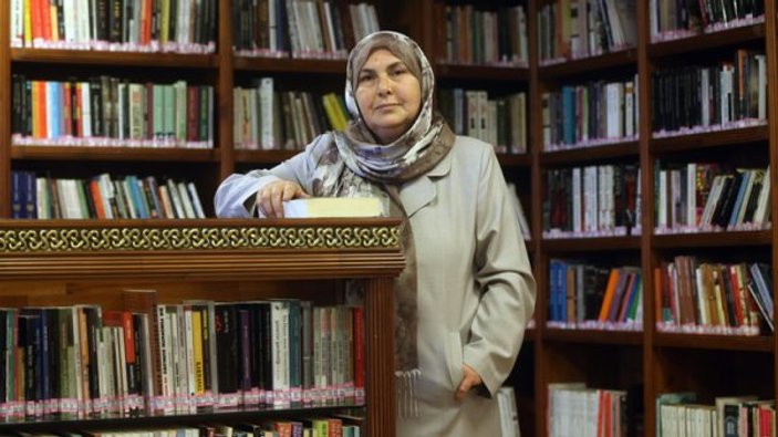 Ankara'da 55 yaşındaki kadın bir yılda 200 kitap okudu