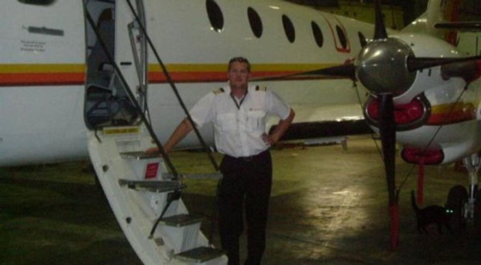 Botsvana’da bir uçak binaya çarptı