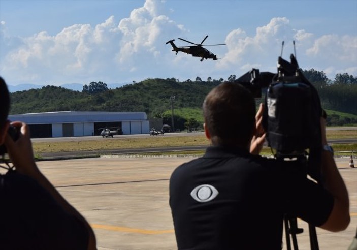 Türk helikopteri Atak, Brezilya'da uçuş yaptı