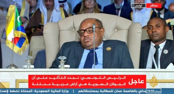 Arap Birliği Zirvesi'nde uyku