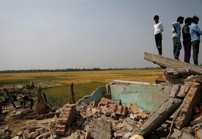 Nepal’de şiddetli fırtınada ölü sayısı artıyor