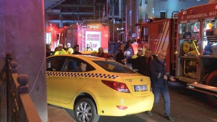 Şişli'de halk otobüsü kaza yaptı