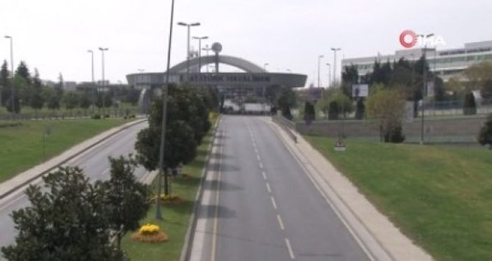Atatürk Havalimanı ve çevresi yerini sessizliğe bıraktı
