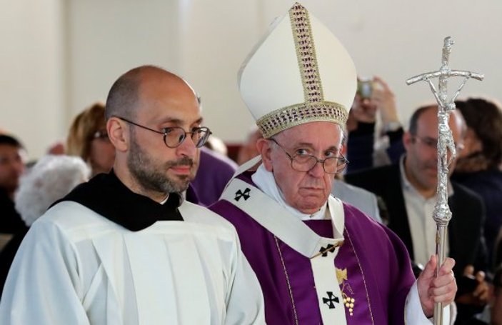 Vatikan cinsel taciz için yasa çıkardı