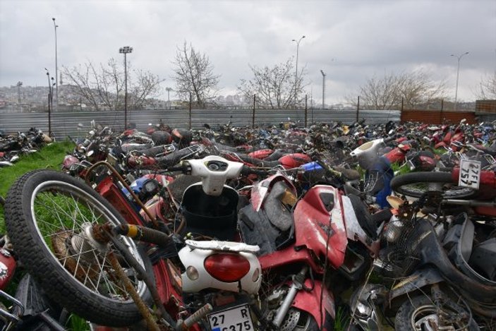 Yüzlerce hurda motosiklet MKE'nin geri dönüşümüne gidiyor