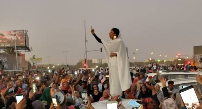 Sudan'daki darbenin dikkat çeken detayları