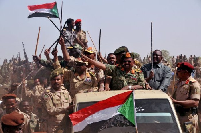 Sudan'daki darbede ABD'nin parmağı var
