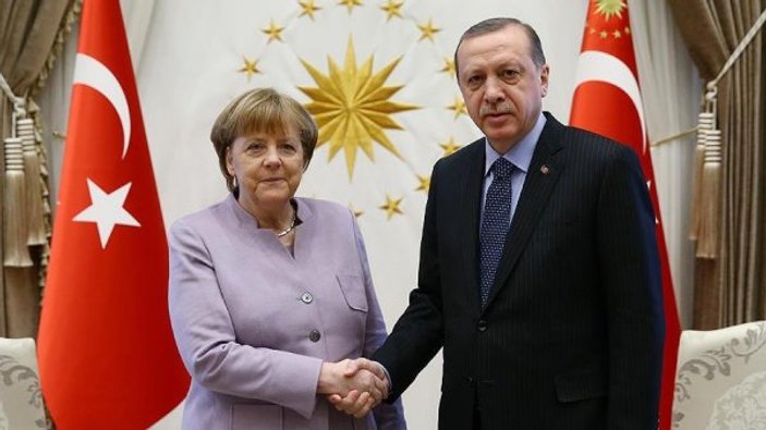 Erdoğan'dan Merkel'e taziye telefonu