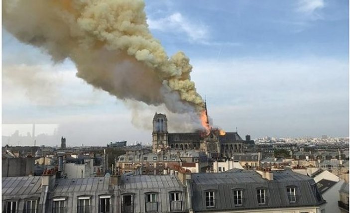 Bir tarih kül oldu: Notre Dame