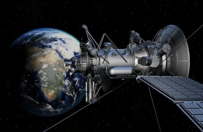 Dünya yörüngesinde uydu yarışı