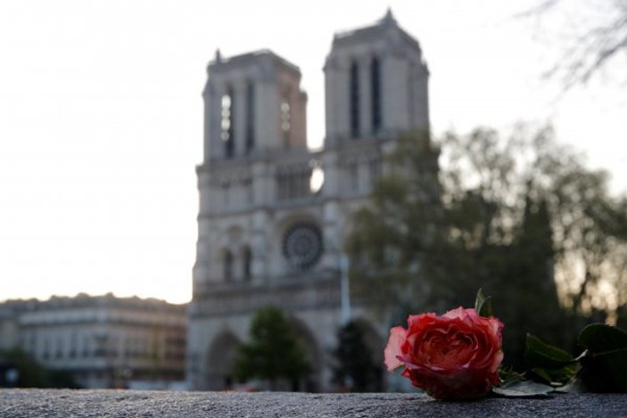 Fransız polisinden Sarı Yelekliler'e Notre Dame yasağı