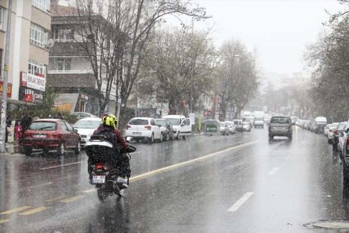 Ankara'ya kar sürprizi