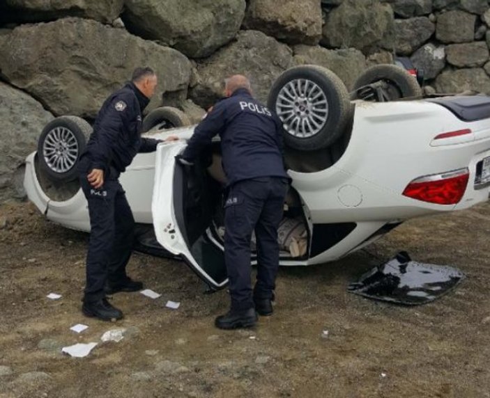 Samsun'da 3 metreden düşen otomobilin sürücüsü yaralandı