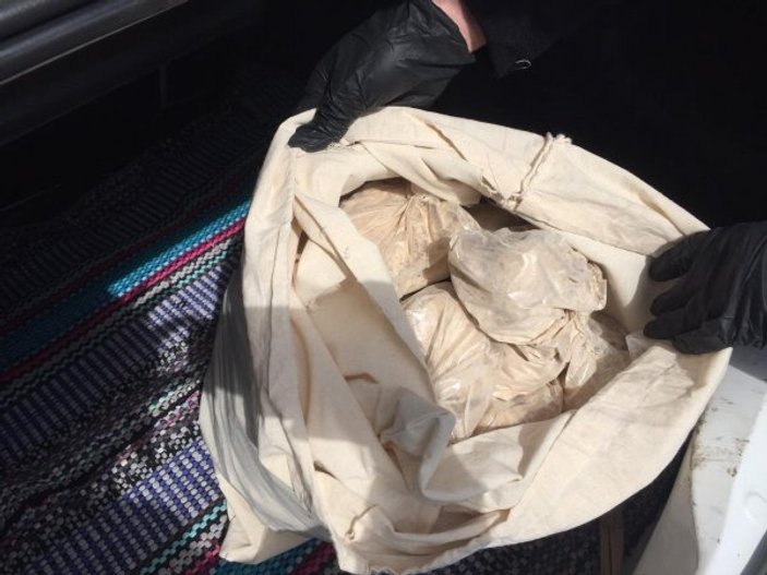 Narkotik köpeği Bozo, 16 kilo eroin buldu