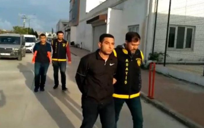 Etek giydirip video çeken 2 kardeş tutuklandı