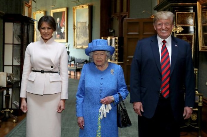 Trump, Kraliçe Elizabeth'in davetini kabul etti