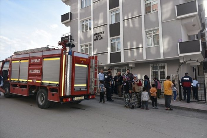 Sinop'ta asansöre sıkışan çocuk ağır yaralandı