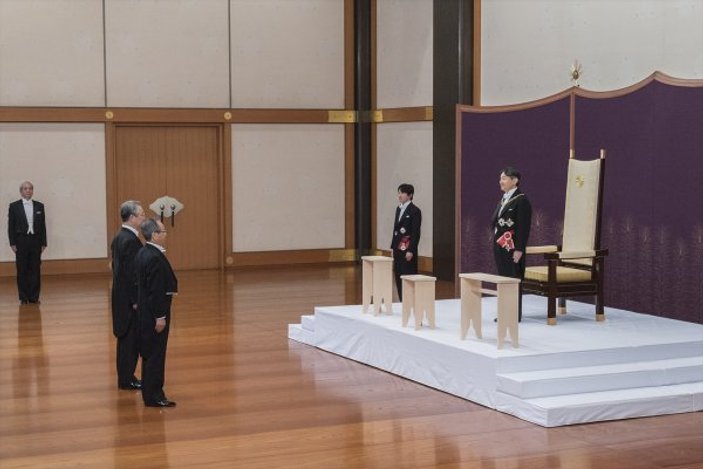 Japonya'da yeni imparator tahta çıktı