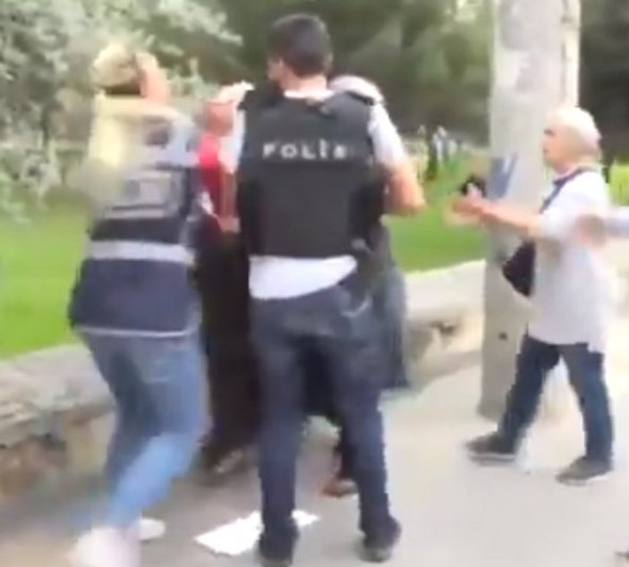 Diyarbakır'da kadın polisin eyleme müdahalesi