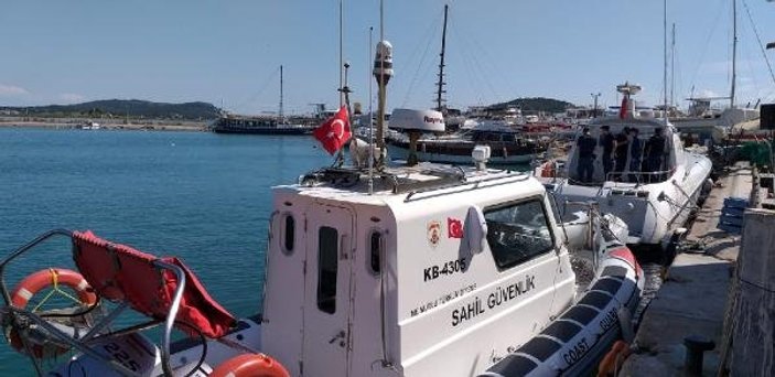 Ege'de göçmenleri taşıyan bot battı: 8 ölü