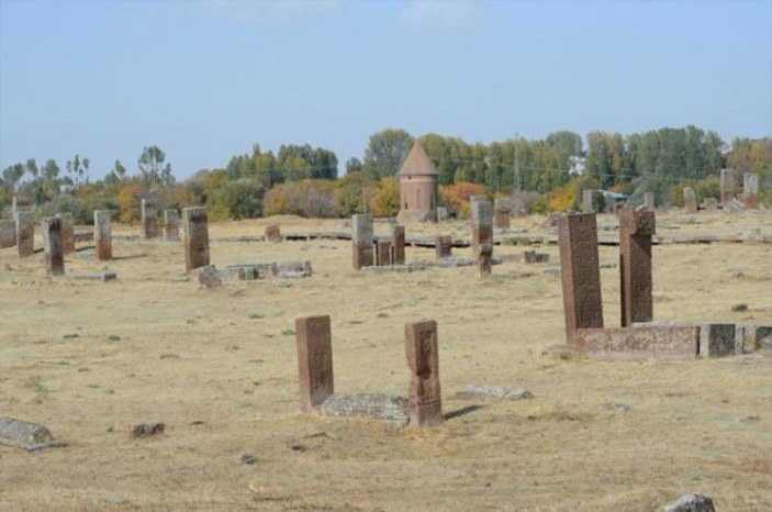 Selçuklu Meydan Mezarlığı'na ilgi