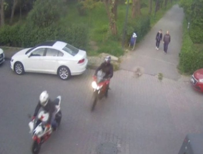 İstanbul'da kola ile motosiklet çaldılar