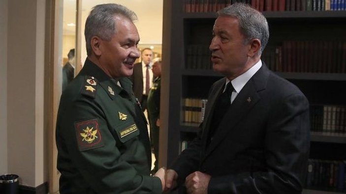 Hulusi Akar Rus Savunma Bakanı ile görüştü
