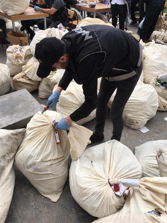 İstanbul'da 10 ton uyuşturucu imha edildi