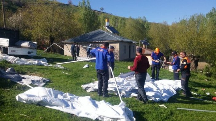Bingöl'de heyelan riski taşıyan 2 ev boşaltıldı