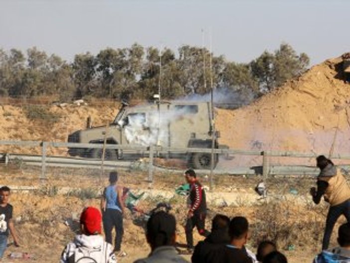 Gazze sınırındaki gösterilerde 16 Filistinli yaralandı