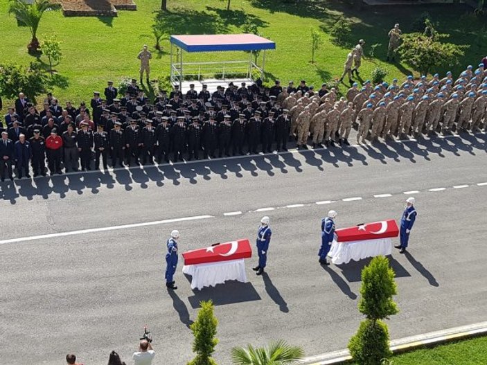 Gazeteciyi arama çalışmalarında şehit olan askerler için tören düzenlendi