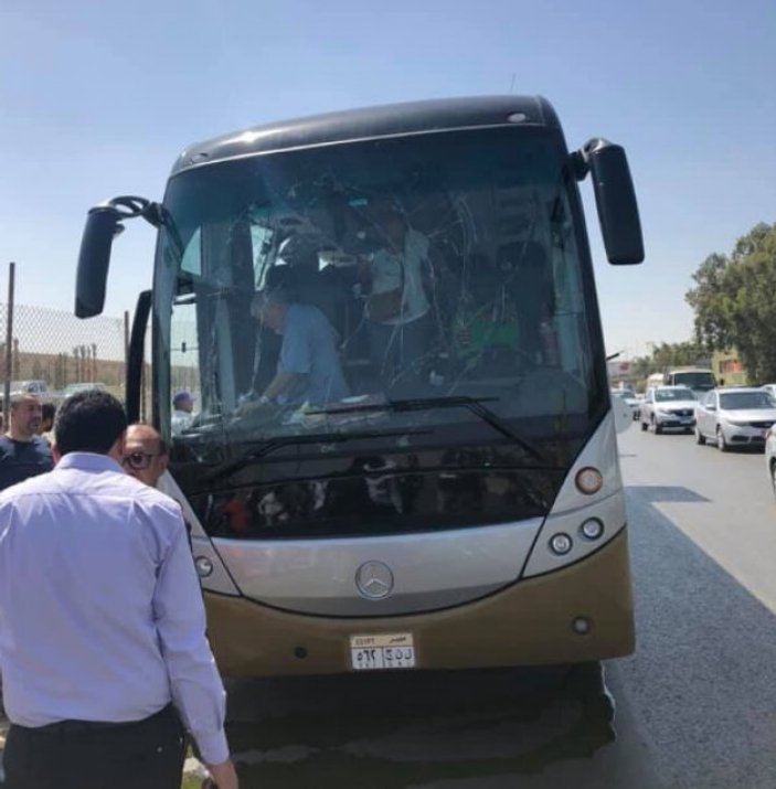 Mısır'da turist otobüsünde patlama