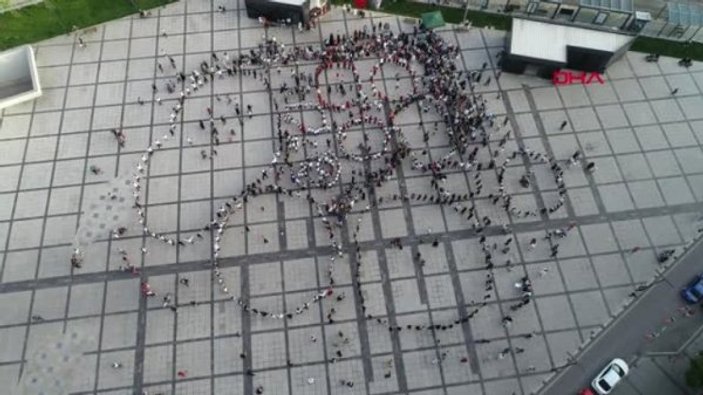 Türkiye'de binlerce kişi aynı anda atabarı oynadı