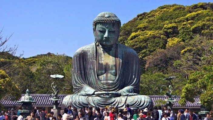 Japonya'dan turistlere uyarı: Yürürken bir şey yenmez