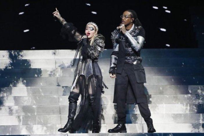 Ece Erken, Madonna'nın Eurovision'da yarıştığını sandı