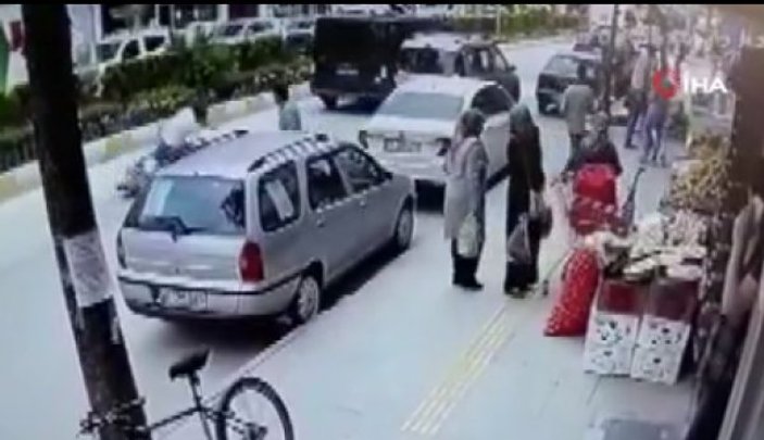 Bilecik'te motosiklet sürücüsü panikten kendini yere attı