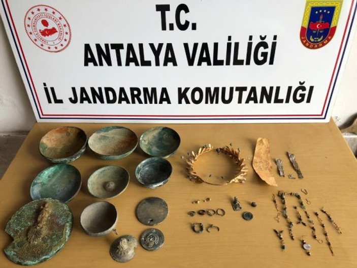 Antalya’da tarih eser operasyonu: 3 gözaltı