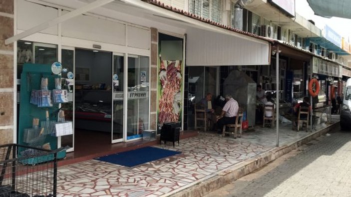 Antalya'da dün cezaevinden çıkan hırsız bugün 11 iş yeri soydu