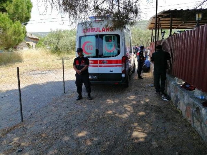 Dersten kaçıp, denize giren iki liseli boğuldu