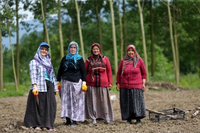 Düzce'de köylü kadınlardan bilime destek