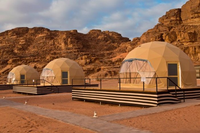 Dünyadaki Mars: Wadi Rum'da çöl kampı