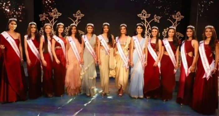 Hindistan'da güzellik yarışması adayları alay konusu oldu