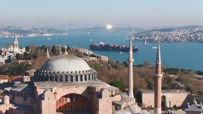 İstanbul'a gelen turist sayısı 4 ayda arttı