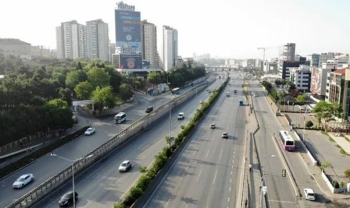 İstanbul'da trafik yoğunluğu yüzde 2