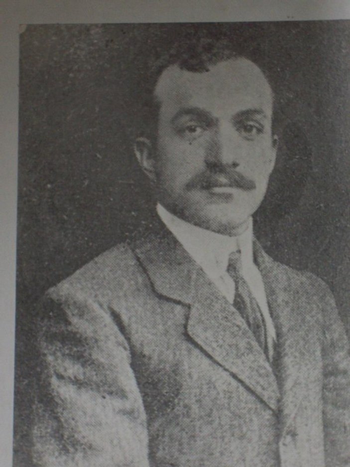 Ahmet Haşim’in edebi kişiliği 